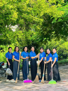 ĐOÀN THANH NIÊN TRƯỜNG MN PHƯƠNG TRUNG CHUNG TAY TỔNG VỆ SINH MÔI TRƯỜNG – SẴN SÀNG CHÀO ĐÓN CÁC CON! 💙🌿