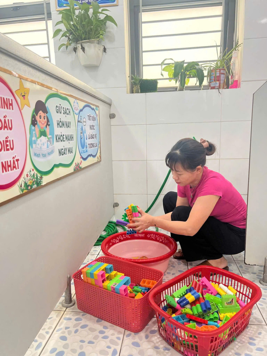 TRƯỜNG MN PHƯƠNG TRUNG CHUNG TAY PHÒNG CHỐNG DỊCH BỆNH SỐT XUẤT HUYẾT